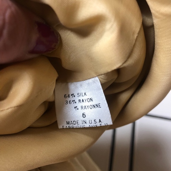 Tahari Cream Women's Two-Piece Skirt Set - Picture 7 of 8